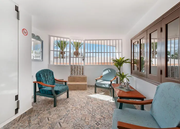 Flores 1a * Адехе